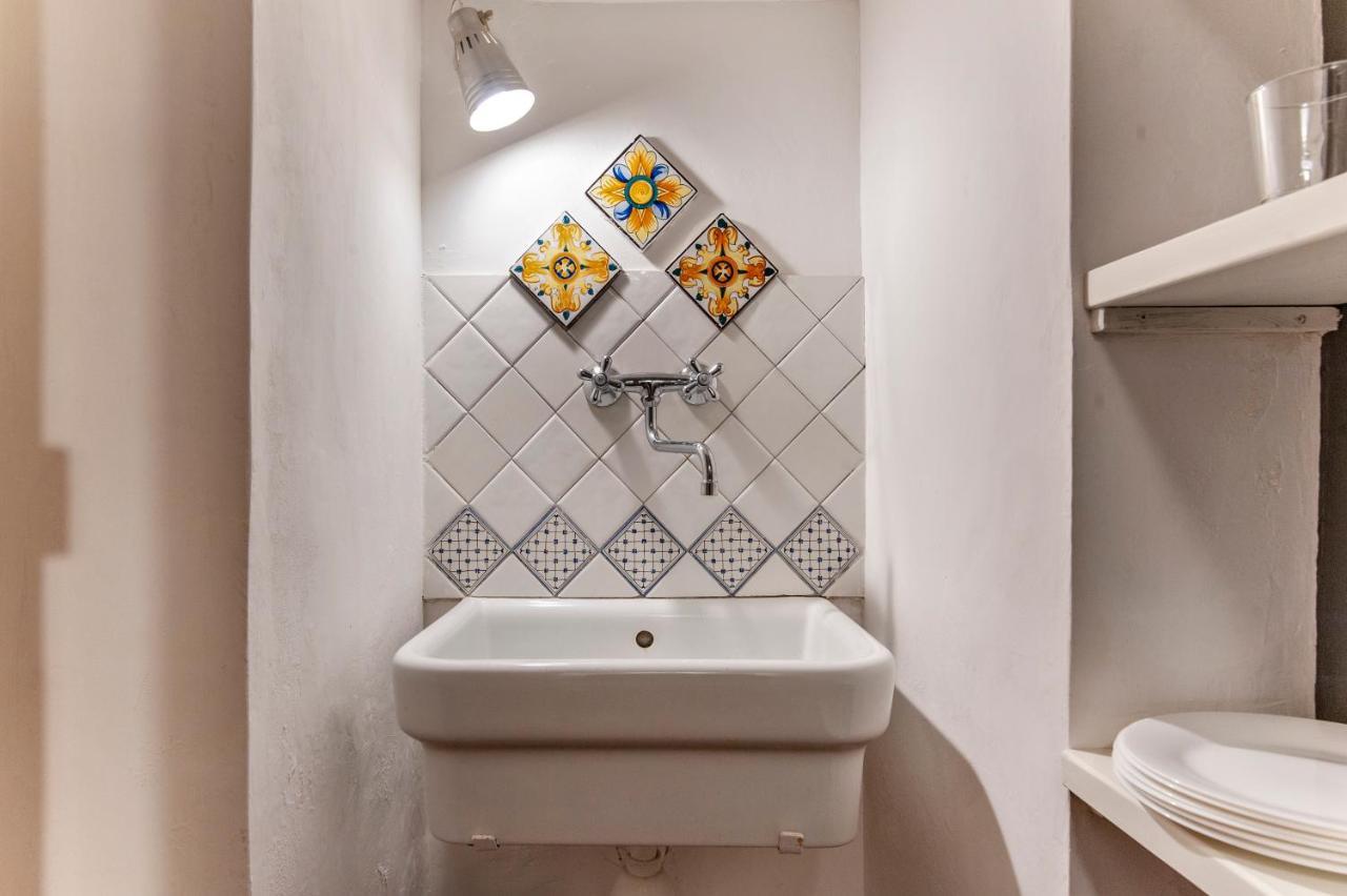 Dasumno 3 - Apartment Old Town Sit Лече Екстериор снимка
